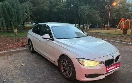 BMW 3 серия, 2013 год, 1 900 000 рублей, 2 фотография