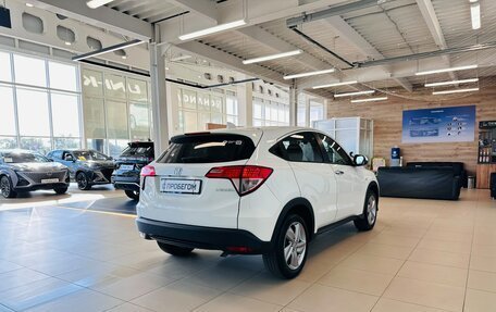 Honda Vezel, 2021 год, 2 129 000 рублей, 6 фотография