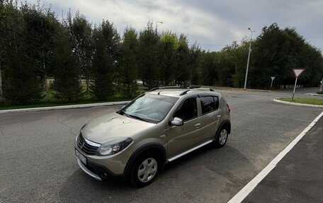 Renault Sandero I, 2013 год, 670 000 рублей, 2 фотография