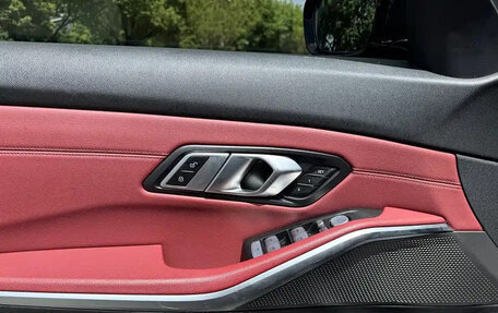 BMW 3 серия, 2023 год, 2 700 000 рублей, 7 фотография