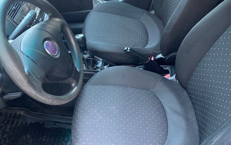 Fiat Punto III Punto Evo рестайлинг, 2007 год, 320 000 рублей, 10 фотография