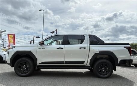 Toyota Hilux, 2026 год, 5 250 000 рублей, 8 фотография