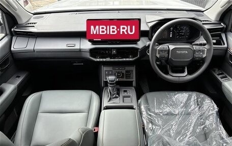 Toyota Hilux, 2026 год, 5 250 000 рублей, 17 фотография
