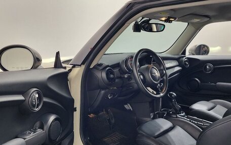 MINI Hatch, 2017 год, 1 590 000 рублей, 7 фотография