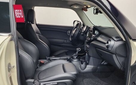 MINI Hatch, 2017 год, 1 590 000 рублей, 8 фотография