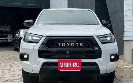 Toyota Hilux VIII, 2025 год, 4 200 000 рублей, 3 фотография