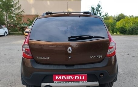 Renault Sandero I, 2013 год, 600 000 рублей, 4 фотография