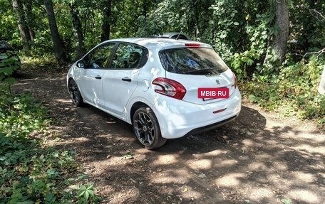 Peugeot 208 II, 2013 год, 550 000 рублей, 5 фотография