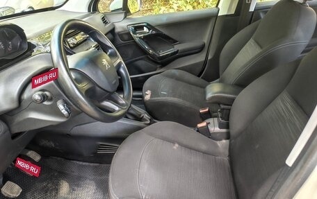 Peugeot 208 II, 2013 год, 550 000 рублей, 7 фотография