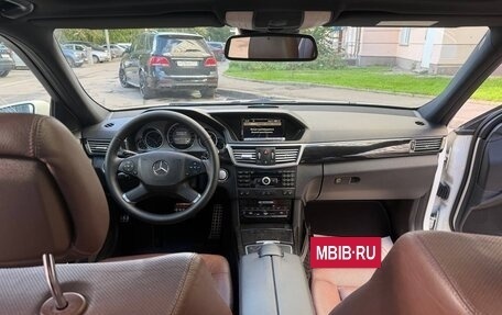 Mercedes-Benz E-Класс, 2009 год, 1 350 000 рублей, 14 фотография