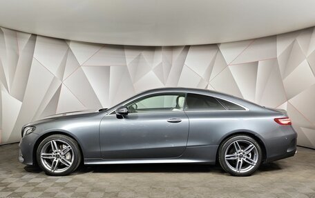 Mercedes-Benz E-Класс, 2017 год, 4 050 000 рублей, 5 фотография