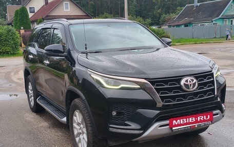 Toyota Fortuner II, 2021 год, 4 500 000 рублей, 2 фотография
