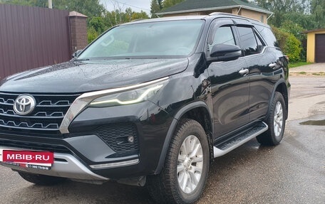 Toyota Fortuner II, 2021 год, 4 500 000 рублей, 3 фотография