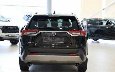 Toyota RAV4, 2021 год, 3 200 000 рублей, 6 фотография