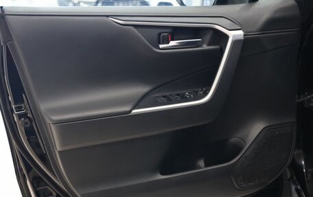 Toyota RAV4, 2021 год, 3 200 000 рублей, 15 фотография