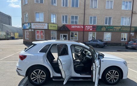 Audi Q3, 2020 год, 2 700 000 рублей, 16 фотография