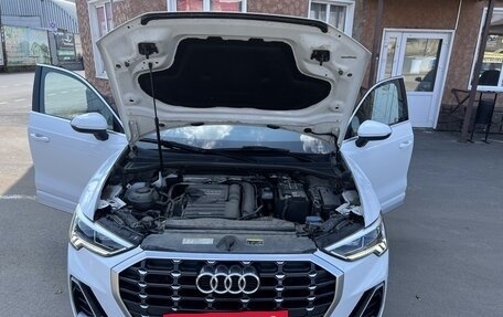 Audi Q3, 2020 год, 2 700 000 рублей, 31 фотография