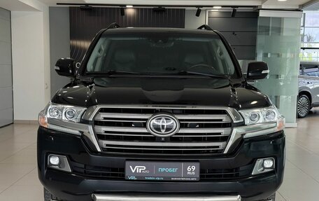 Toyota Land Cruiser 200, 2016 год, 5 359 000 рублей, 2 фотография