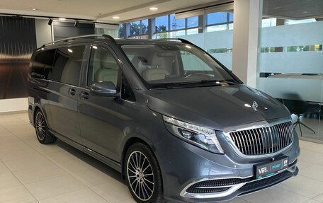 Mercedes-Benz V-Класс, 2017 год, 6 200 000 рублей, 3 фотография