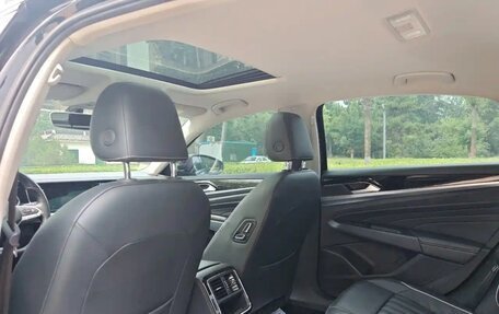 Volkswagen Passat B8 рестайлинг, 2022 год, 1 867 000 рублей, 8 фотография