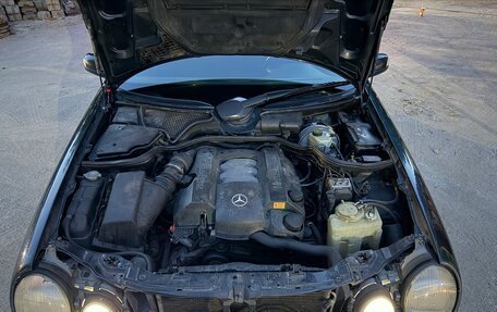 Mercedes-Benz E-Класс, 2001 год, 750 000 рублей, 21 фотография