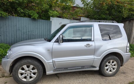 Mitsubishi Pajero III рестайлинг, 2004 год, 500 000 рублей, 2 фотография