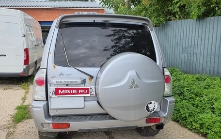 Mitsubishi Pajero III рестайлинг, 2004 год, 500 000 рублей, 3 фотография