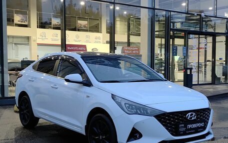 Hyundai Solaris II рестайлинг, 2020 год, 1 664 000 рублей, 3 фотография