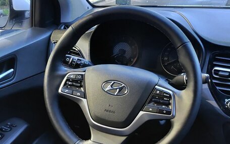 Hyundai Solaris II рестайлинг, 2020 год, 1 664 000 рублей, 25 фотография