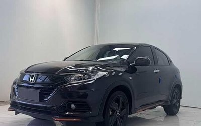 Honda Vezel, 2022 год, 1 270 000 рублей, 1 фотография