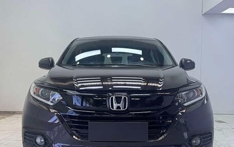 Honda Vezel, 2022 год, 1 270 000 рублей, 2 фотография