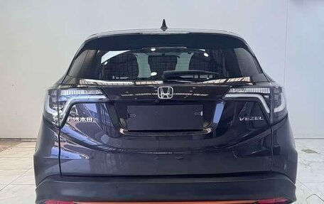 Honda Vezel, 2022 год, 1 270 000 рублей, 5 фотография