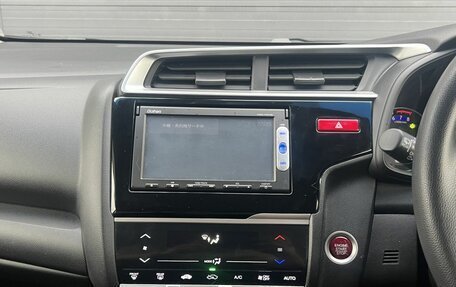 Honda Fit III, 2013 год, 950 000 рублей, 16 фотография