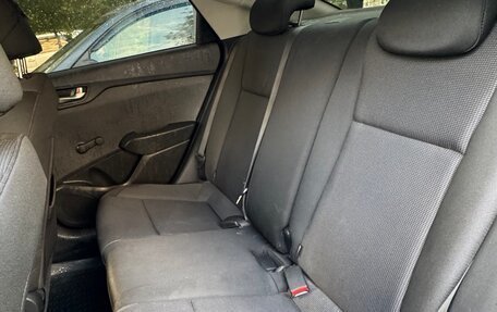 Hyundai Solaris II рестайлинг, 2017 год, 1 050 000 рублей, 7 фотография