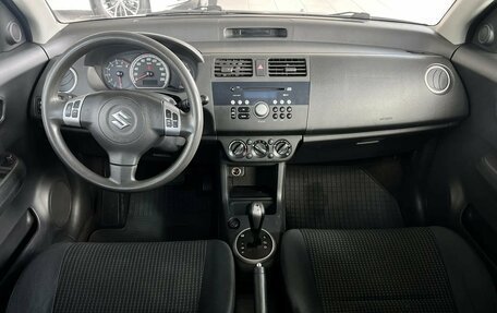 Suzuki Swift III, 2006 год, 395 000 рублей, 13 фотография