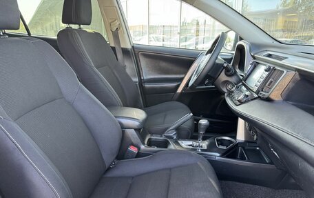 Toyota RAV4, 2016 год, 2 150 000 рублей, 10 фотография
