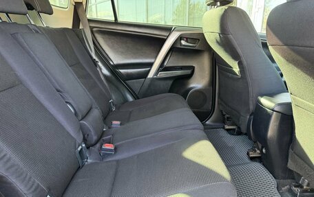 Toyota RAV4, 2016 год, 2 150 000 рублей, 11 фотография