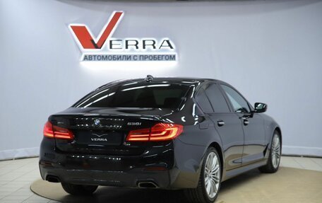 BMW 5 серия, 2018 год, 2 990 000 рублей, 5 фотография