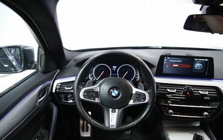 BMW 5 серия, 2018 год, 2 990 000 рублей, 19 фотография
