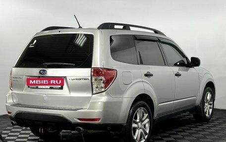 Subaru Forester, 2011 год, 900 000 рублей, 6 фотография