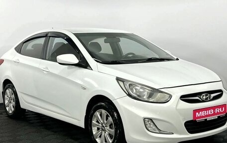 Hyundai Solaris II рестайлинг, 2013 год, 600 000 рублей, 4 фотография