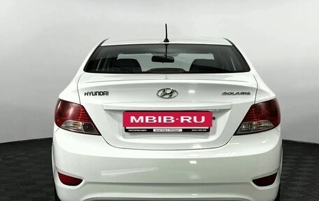 Hyundai Solaris II рестайлинг, 2013 год, 600 000 рублей, 7 фотография