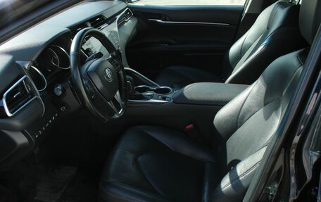 Toyota Camry, 2018 год, 2 560 000 рублей, 14 фотография