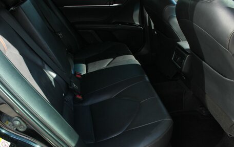 Toyota Camry, 2018 год, 2 560 000 рублей, 31 фотография