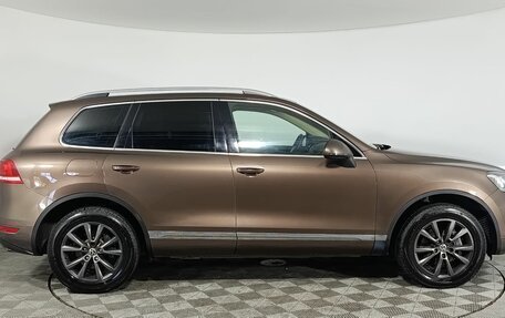 Volkswagen Touareg III, 2011 год, 1 764 000 рублей, 8 фотография