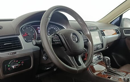 Volkswagen Touareg III, 2011 год, 1 764 000 рублей, 9 фотография