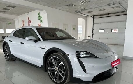 Porsche Taycan I, 2021 год, 13 250 000 рублей, 2 фотография
