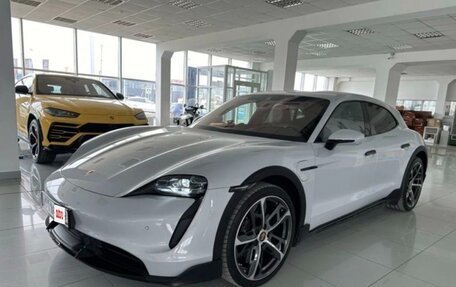 Porsche Taycan I, 2021 год, 13 250 000 рублей, 11 фотография