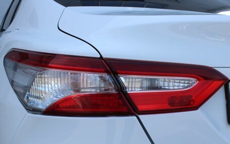 Toyota Camry, 2018 год, 2 210 000 рублей, 20 фотография