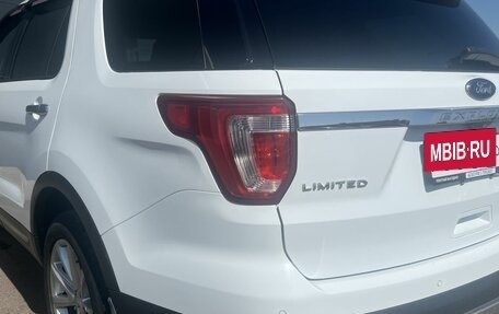 Ford Explorer VI, 2016 год, 2 330 000 рублей, 12 фотография